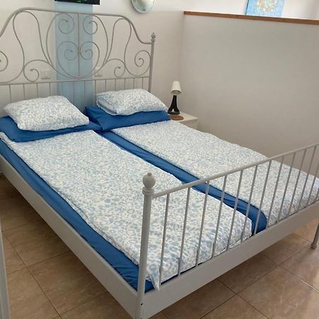 Yumbo Beach Apartment 2 With High Speed Free Internet San Bartolomé Ngoại thất bức ảnh