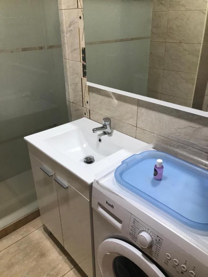 Yumbo Beach Apartment 2 With High Speed Free Internet San Bartolomé Ngoại thất bức ảnh